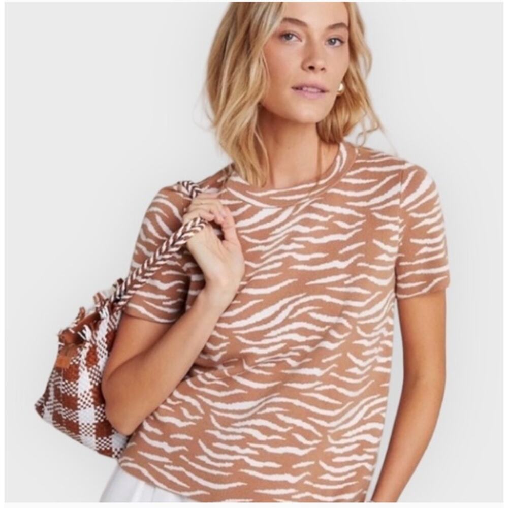 Anthropologie Tiger Stripe Print Short Sleeve Sweater Brown White Soft Size XS